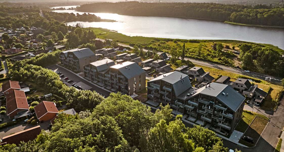 Spændende tagkonstruktion beklædt med DS Nordic Klikfals, Udsigten - Vester Ringvej 45, 8600 Silkeborg